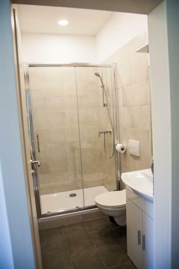 Soukki Town Centre Suites 1 Split Buitenkant foto