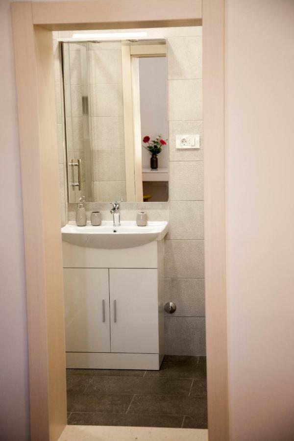 Soukki Town Centre Suites 1 Split Buitenkant foto