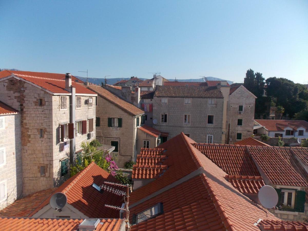 Soukki Town Centre Suites 1 Split Buitenkant foto